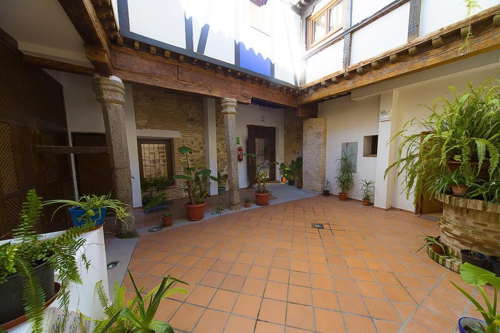 Apartamentos Del Casco Toledo Room photo